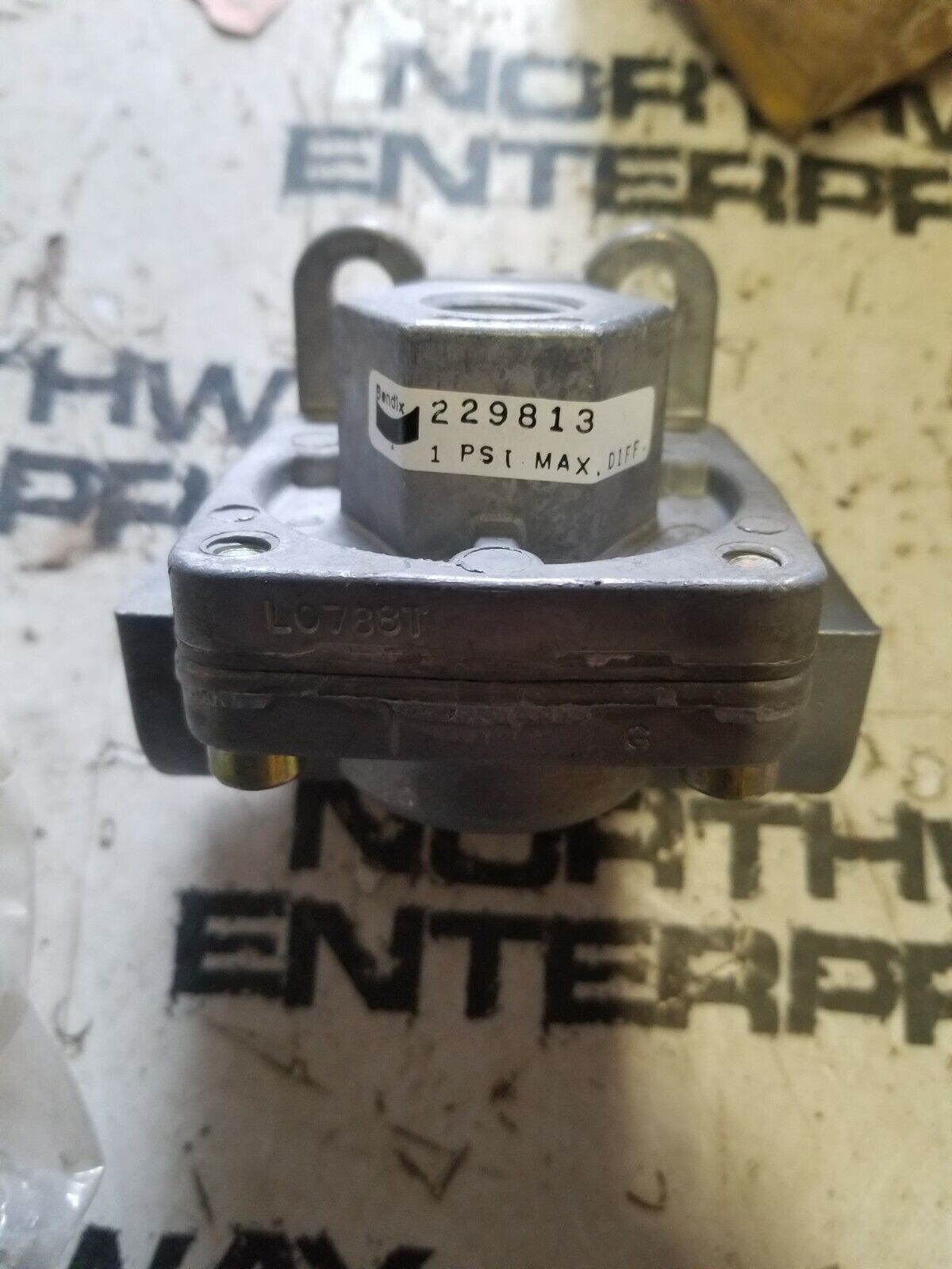 5D-0470 CATERPILLAR VALVE GROUP-QUICK RELEASE