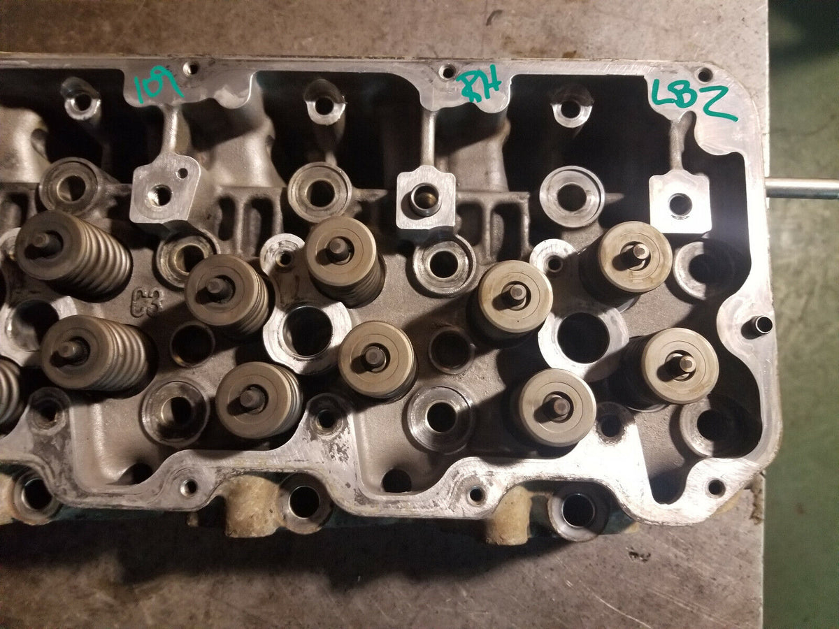 2006-2010 Chevy GMC 6.6 LBZ LMM DURAMAX CYLINDER HEAD RH PASSENGER REF109