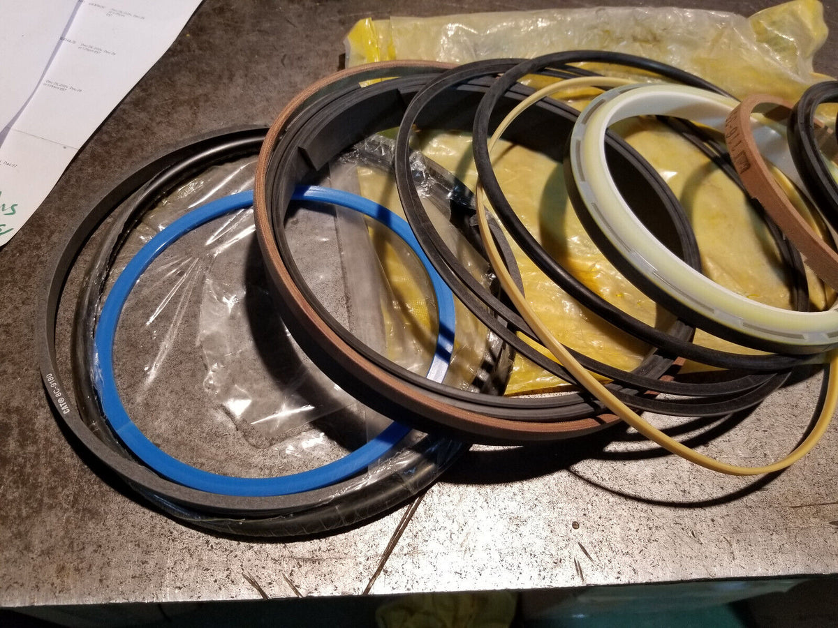 518-9271 Genuine OEM CATERPILLAR CYLINDER SEAL KIT 365C 385B 385C 385C L