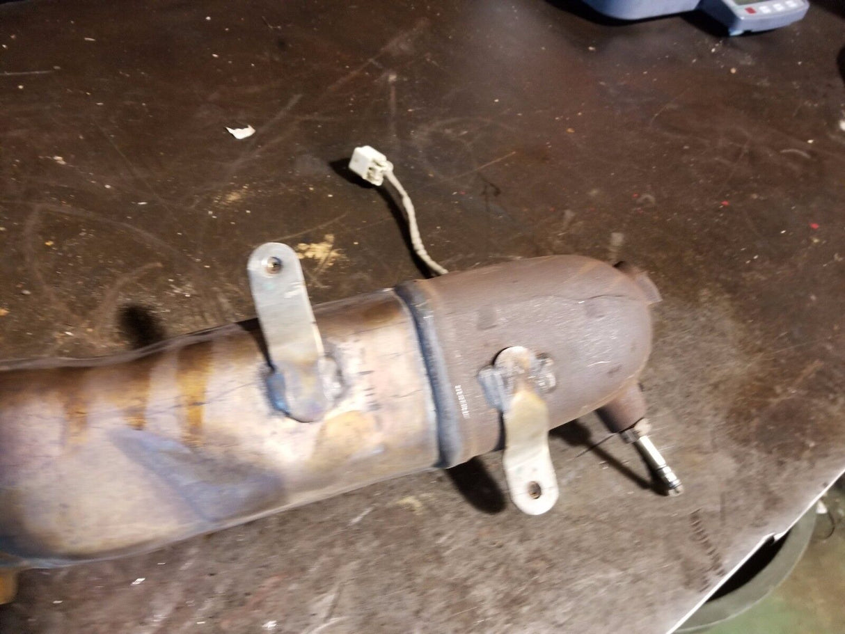 11+ 2011 6.6l 6.6 Turbo Downpipe LML Duramax Diesel 12643214