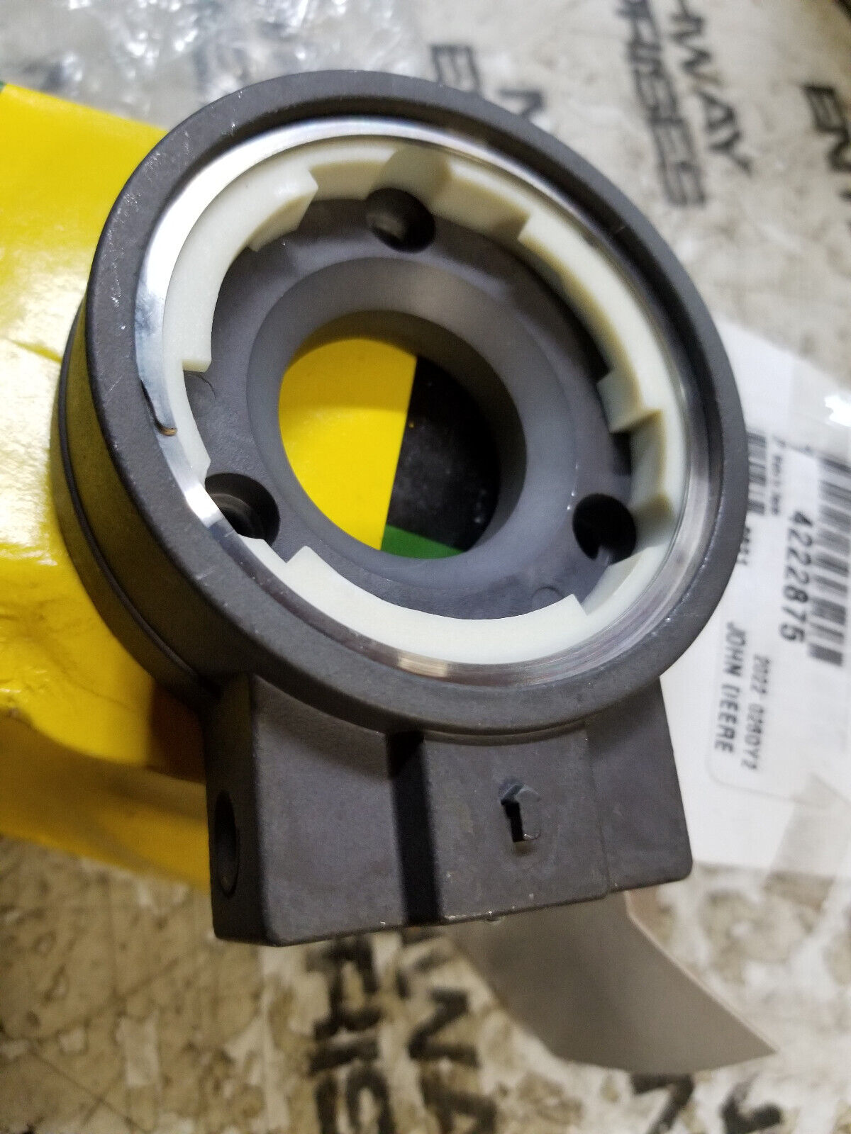 JOHN DEERE 4222875 OIL TANK BREATHER