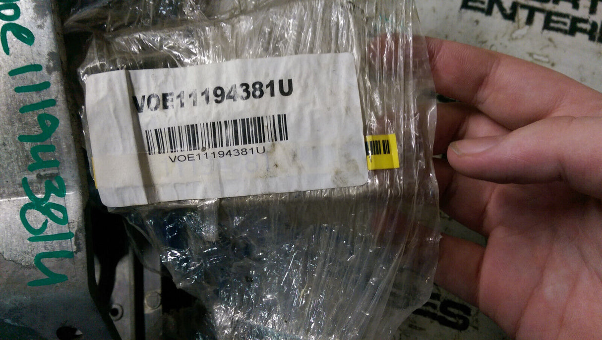 VOE11194381 VOLVO ACCELERATOR PEDAL A25D, A30D, A35D, A40D, T450D 11194381