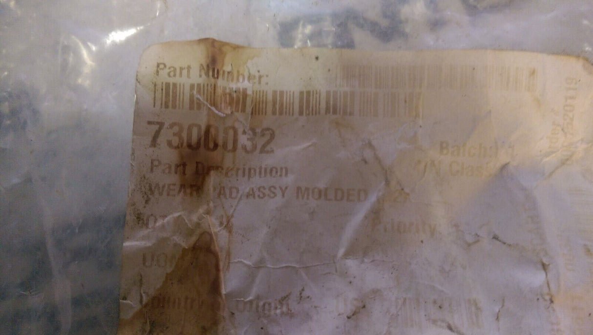 JLG Part Number 7300032 Wear Pad ASSY Molded LOT OF 9 PC