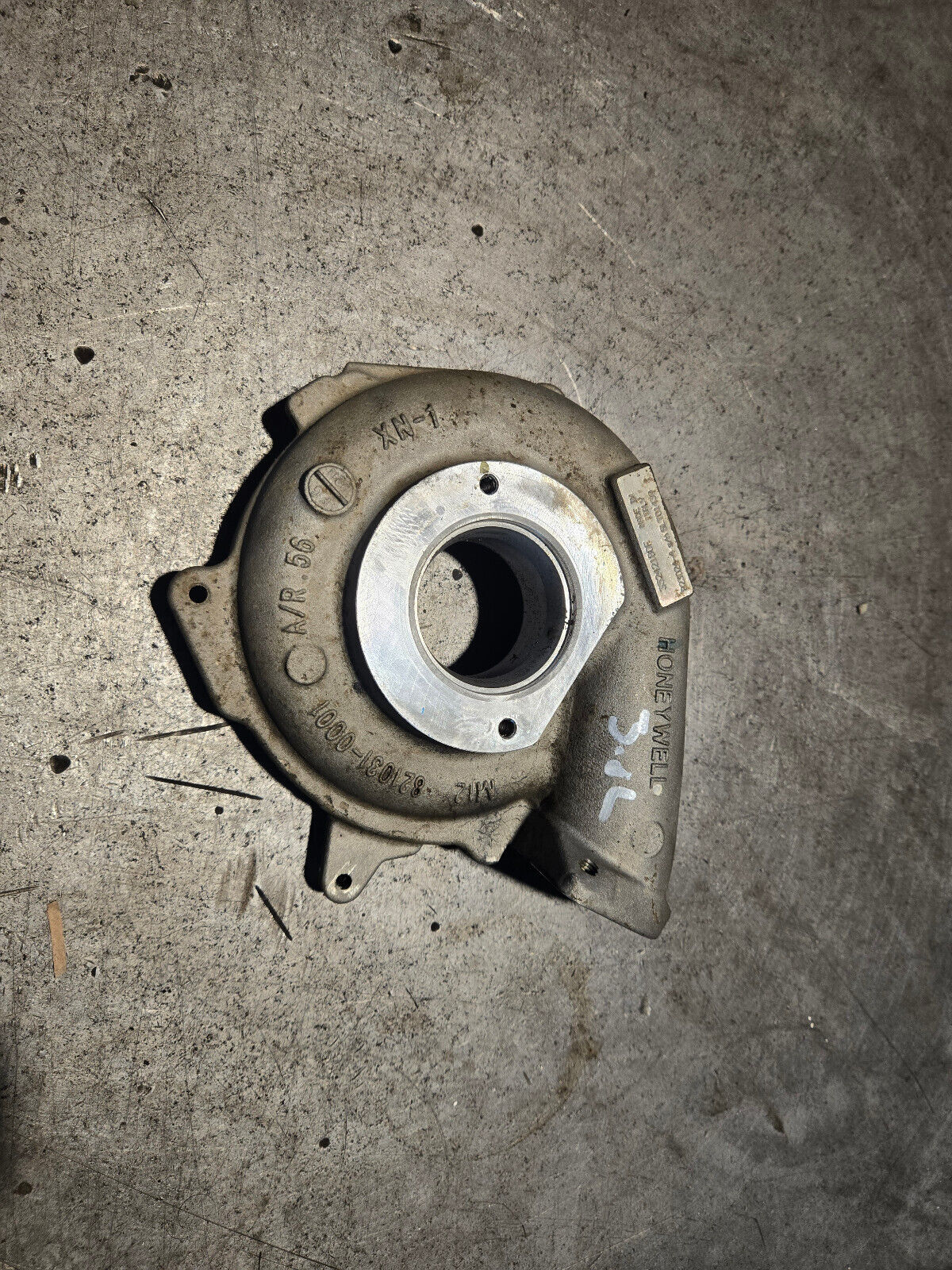 3.0l ECODIESEL TURBO INTAKE SIDE 35242180F