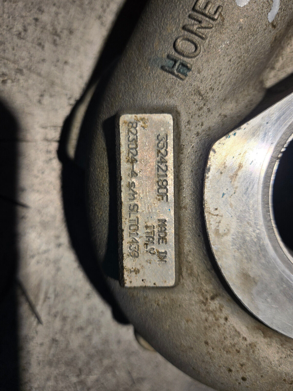 3.0l ECODIESEL TURBO INTAKE SIDE 35242180F