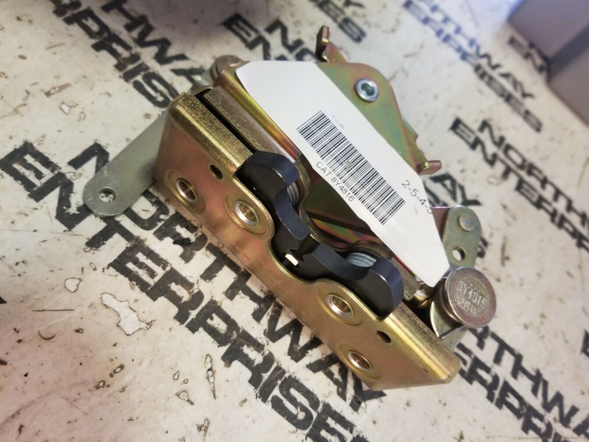 8Y-4816 CATERPILLAR LATCH