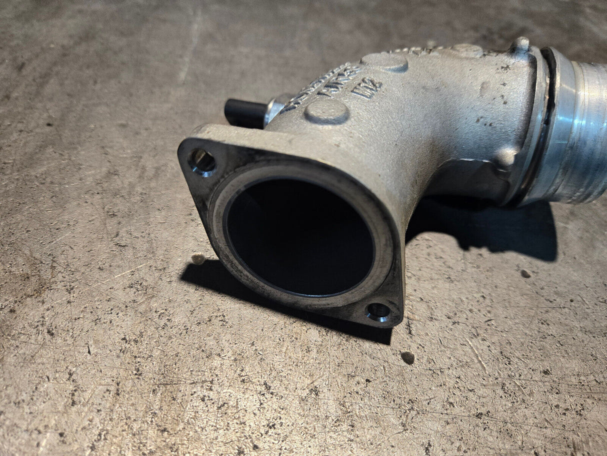 3.0L ECODIESEL TURBOCHARGER COMPRESSED AIR OUTLET PIPE 821033-0001