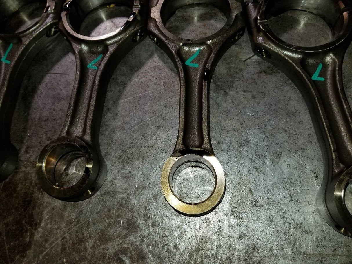 01 02 03 04 05 06 2001 - 2006 DURAMAX TURBO DIESEL 6.6 CONNECTING ROD LB7 LLY