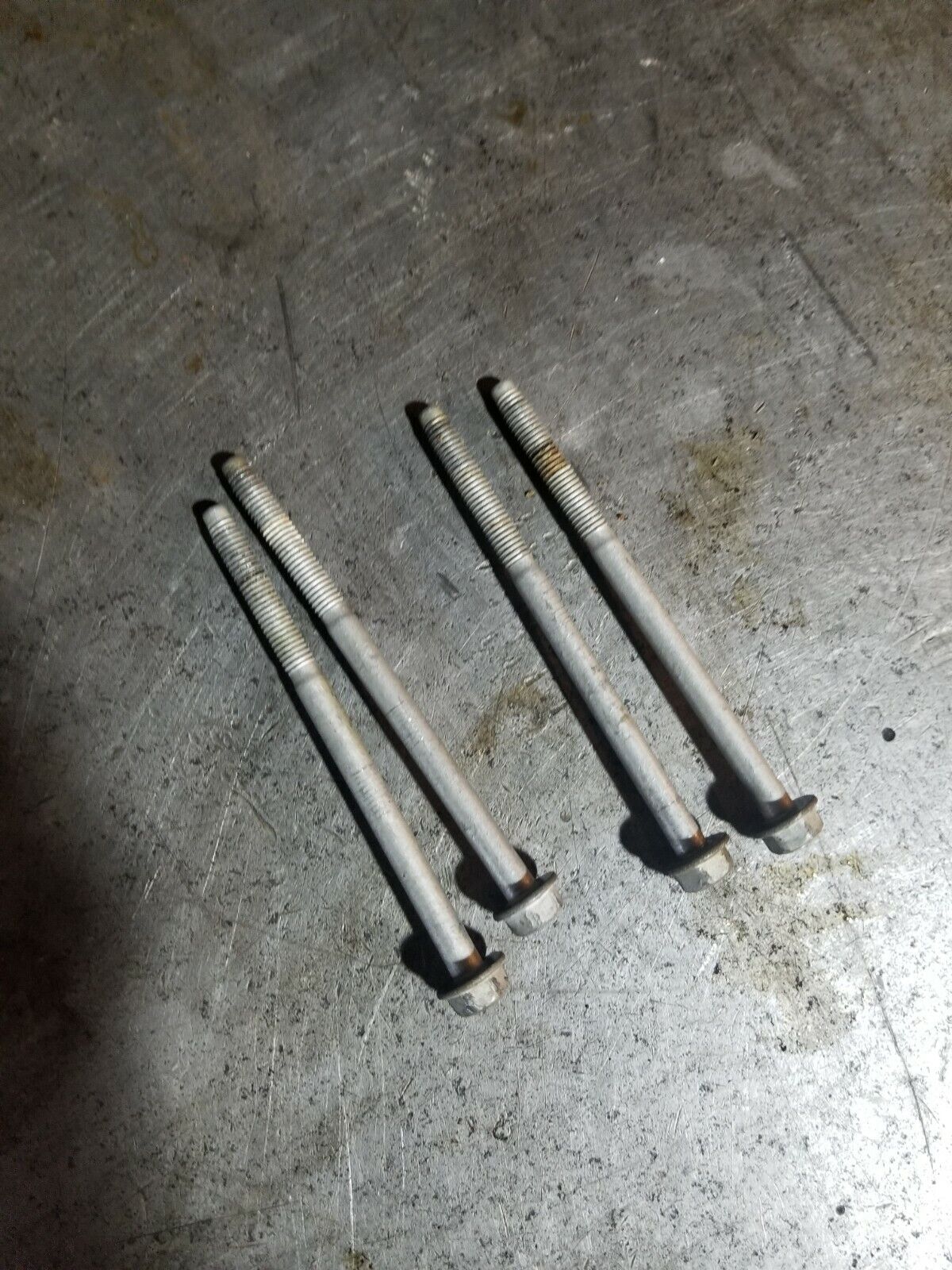 2011-2016 LML Duramax Intake Heater throttle valve bolts