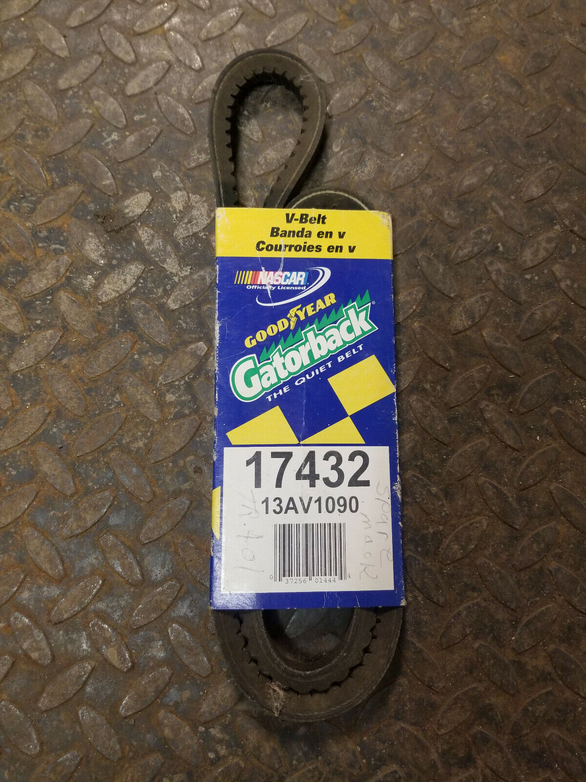 17432 13AV1090 GOODYEAR GATORBACK BELT