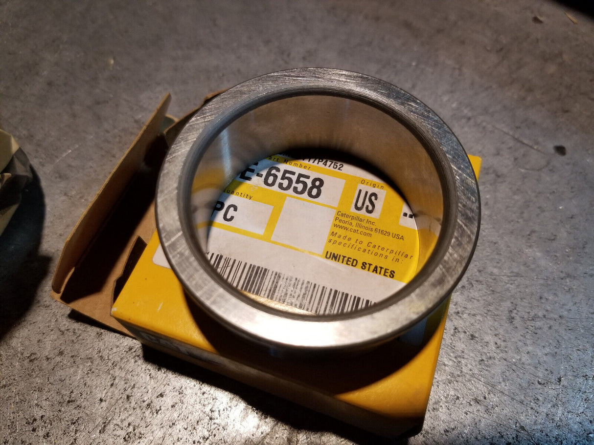 8E-6558 Caterpillar 63.50mm Outer Diameter Race Roller Bearing 8e6558