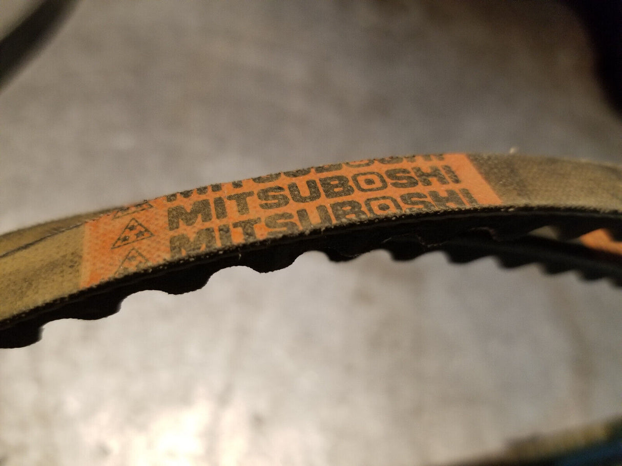 Genuine MITSUBSHI 6261-81-6810 V-Belt Set