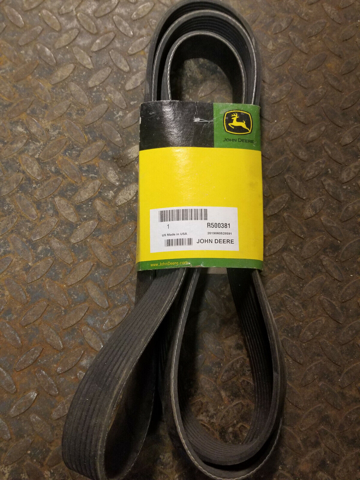 R500381 JOHN DEERE BELT