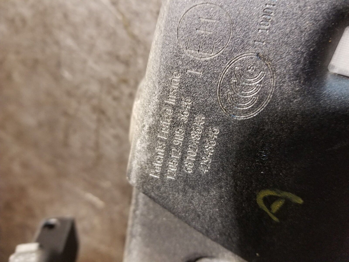 Ram CHRYSLER OEM 13-16 3500 WINDSHIELD Mirror Assembly 68102486AA