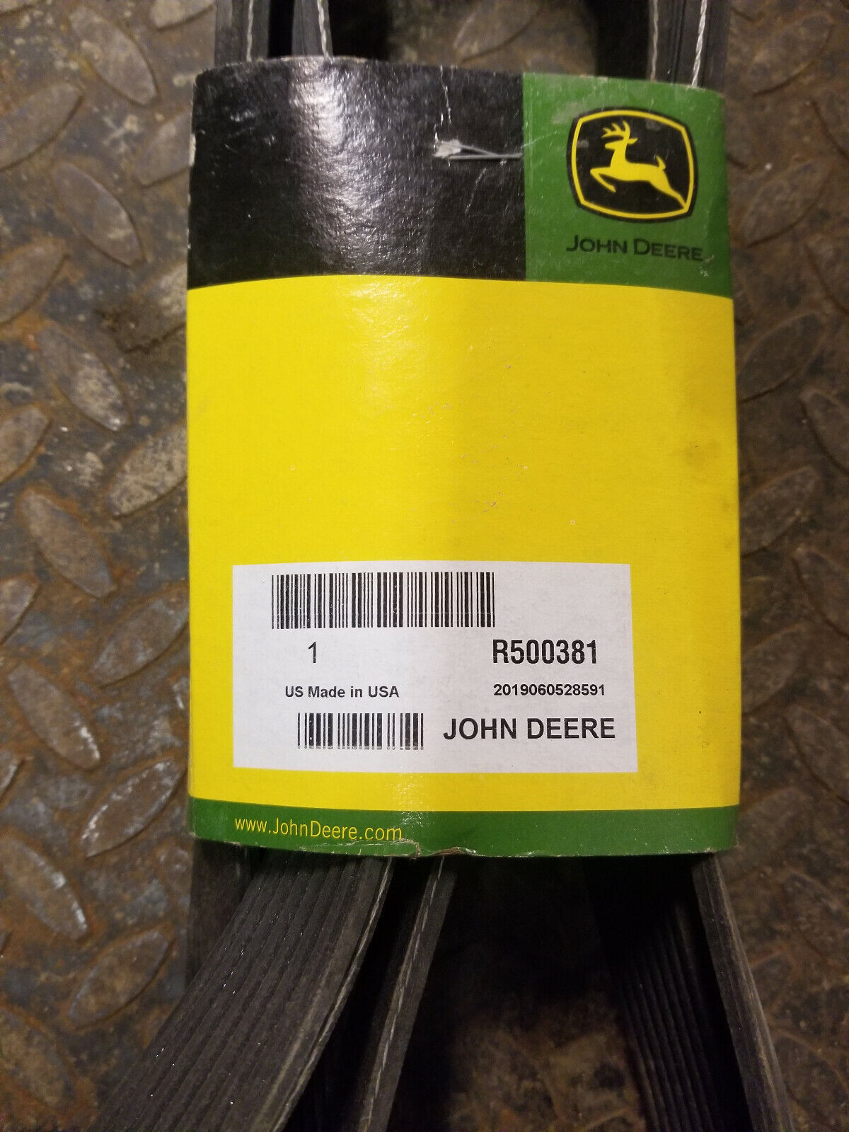 R500381 JOHN DEERE BELT