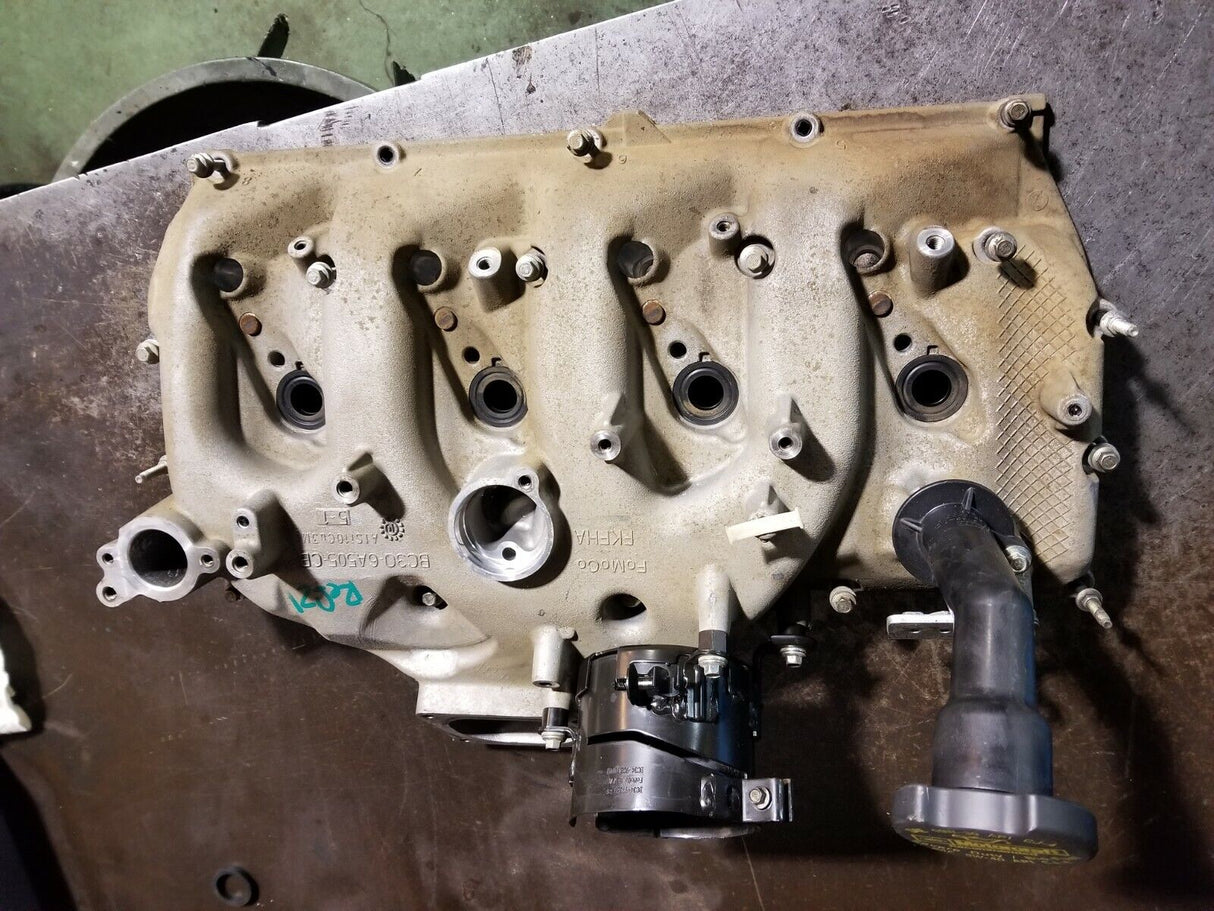 011-0114 2011-2014 ENGINE VALVE COVER DRIVER LEFT FORD F350 6.7L BC3Q-6A505-CB