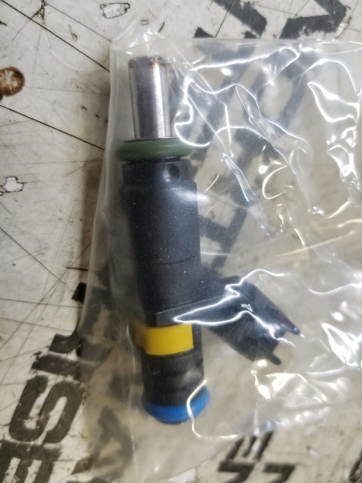 05038838AA New Genuine Mopar Fuel Injector OE