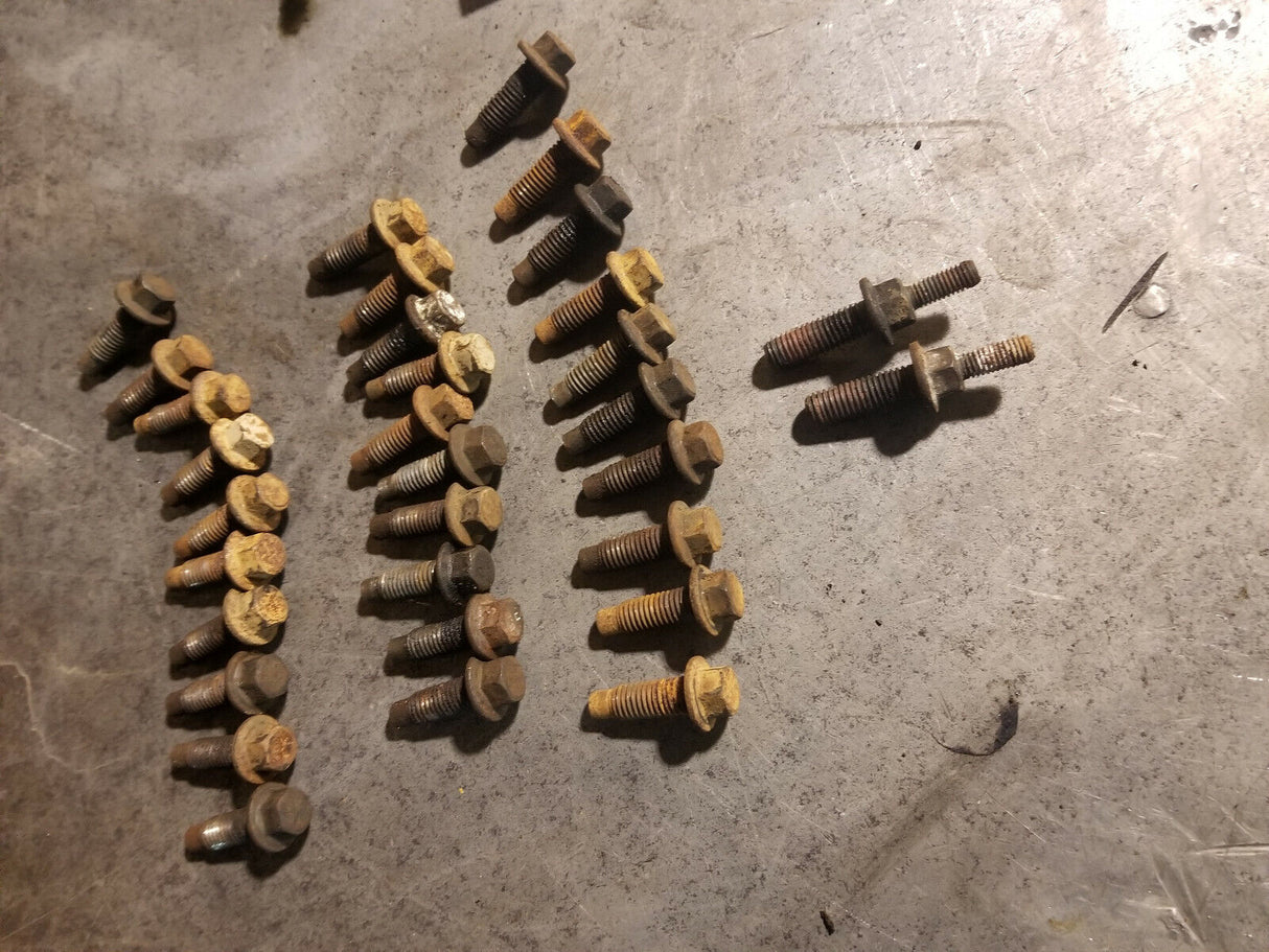 08-13 6.7L Cummins Oil Pan Bolts 32pc