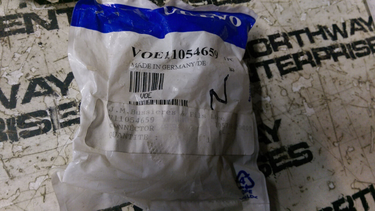 11054659 VOLVO VOE11054659 CONNECTOR