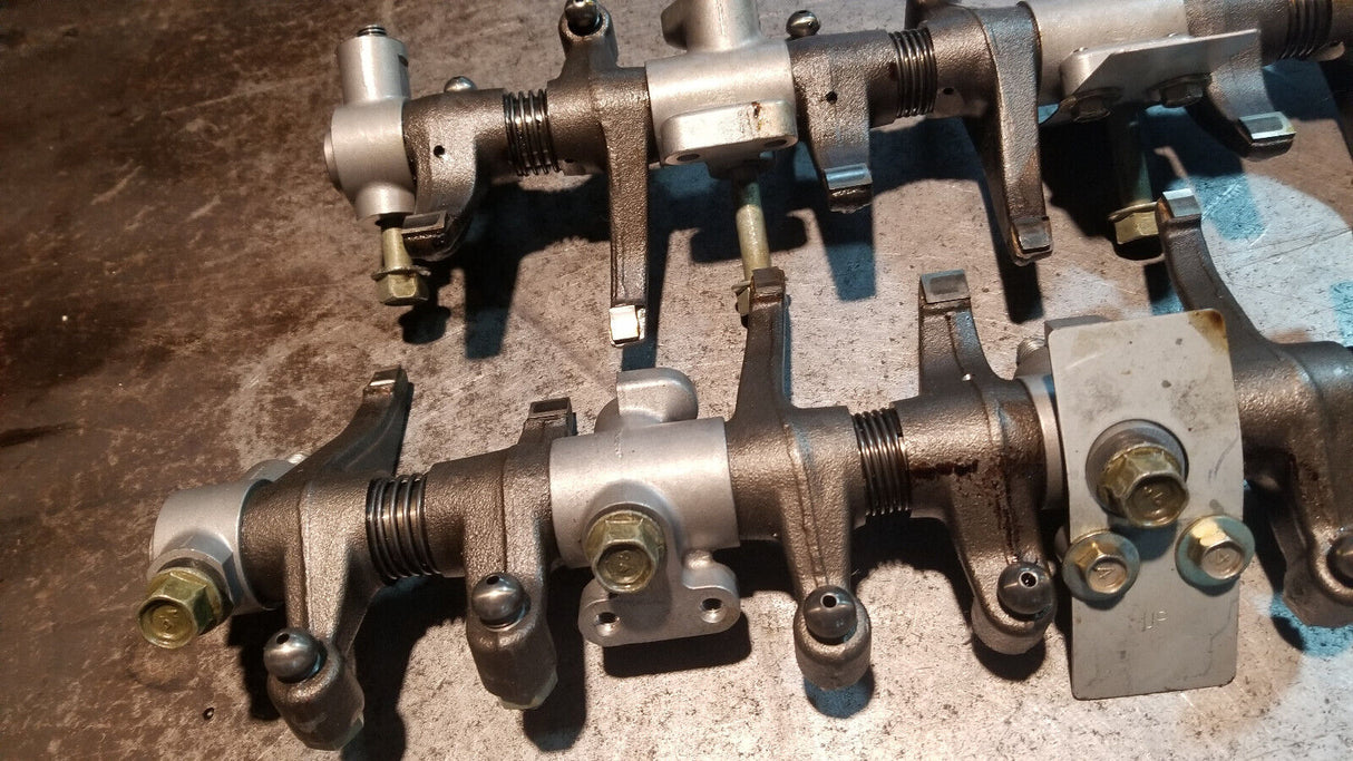 2001-2004 Chevy GMC 6.6 lb7 DURAMAX ROCKER ASSEMBLY