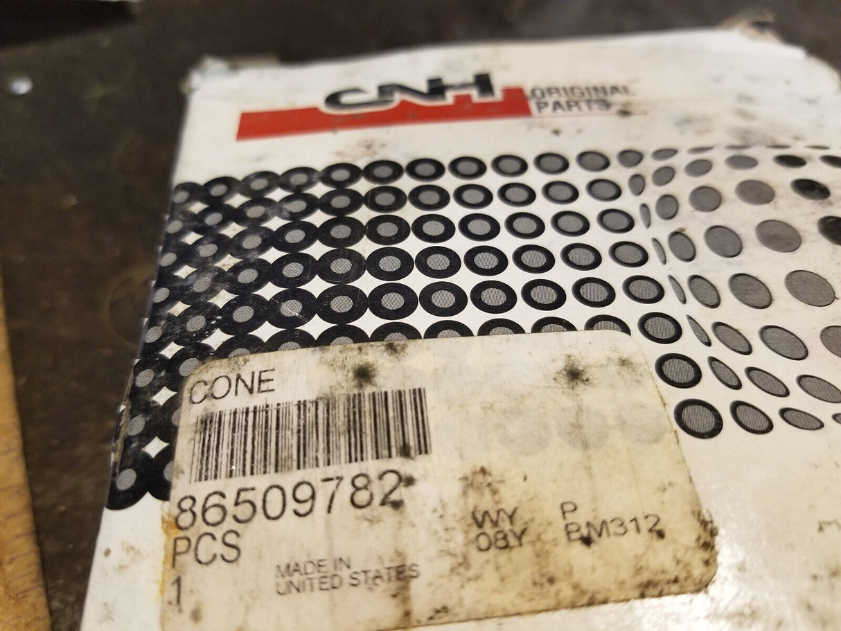 Case Dozer Final Drive Bearing Cone -- 86509782
