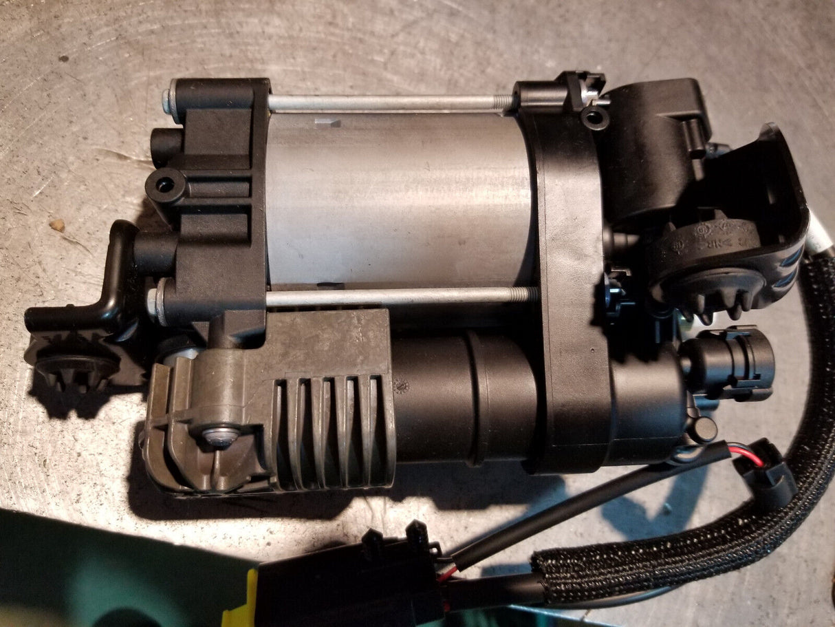 68204387AC Mopar Oem Air Suspension Compressor RAM 1500 2013-2018