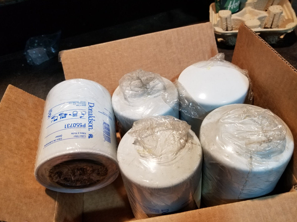 LOT OF 5 - P550731 DONALDSON LUBE FILTER