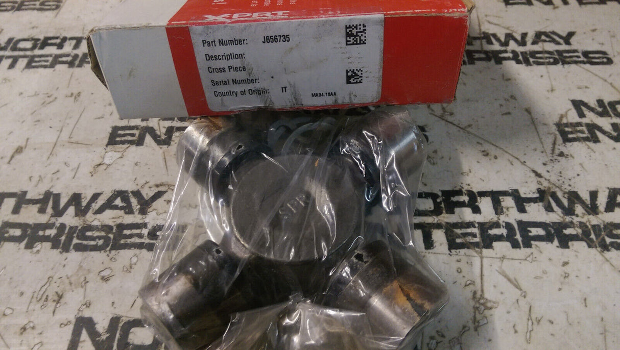 J656735 XPRT UNIVERSAL JOINT CROSS PIECE