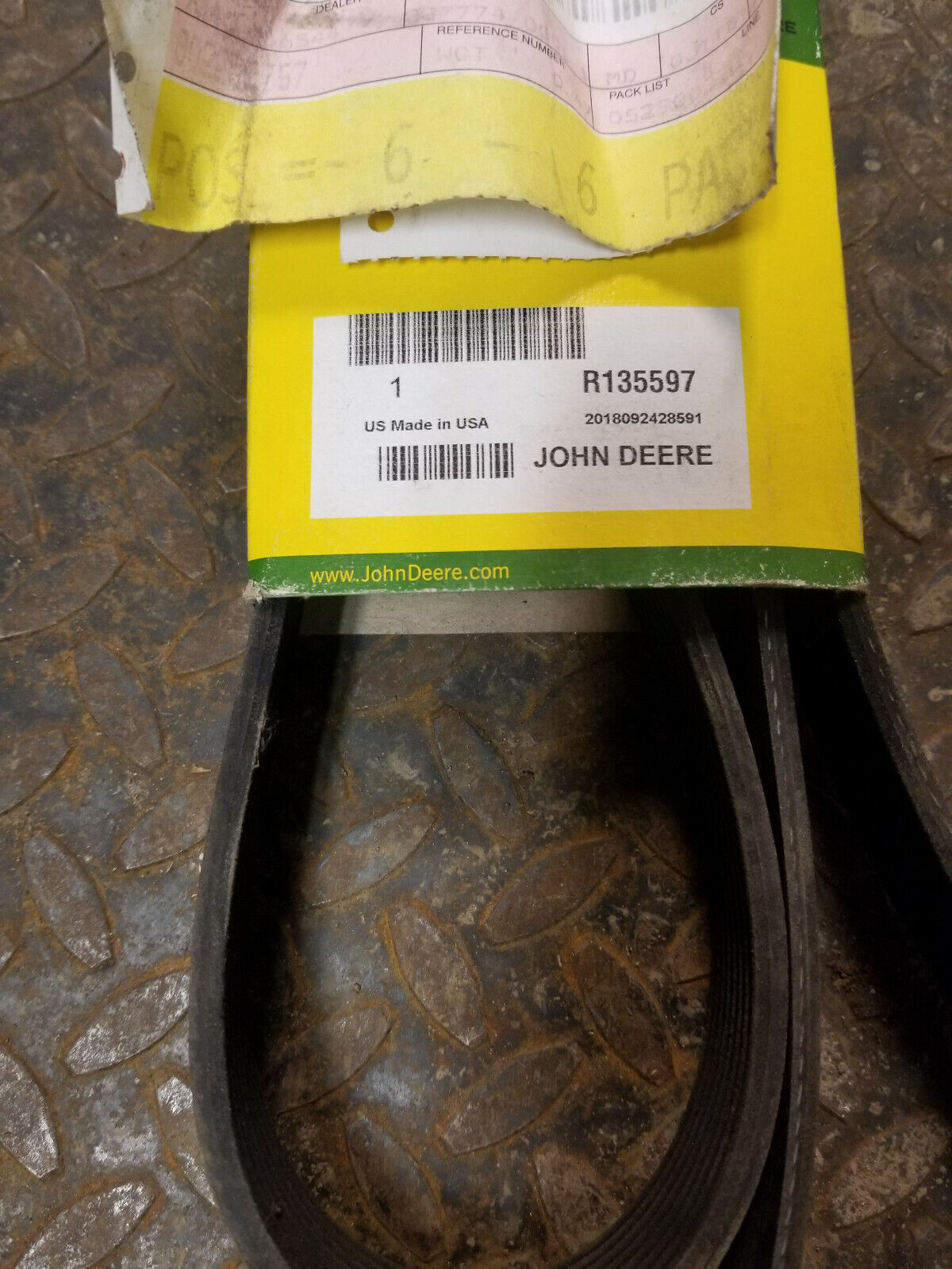 R135597 JOHN DEERE BELT