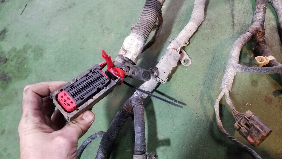 6.7L CUMMINS ENGINE HARNESS 2012 5291102 P5291102