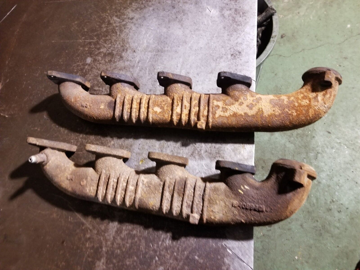 Ford Powerstroke 6.0 6L Diesel Exhaust Manifolds Set of 2 1840770C1 18409904C1