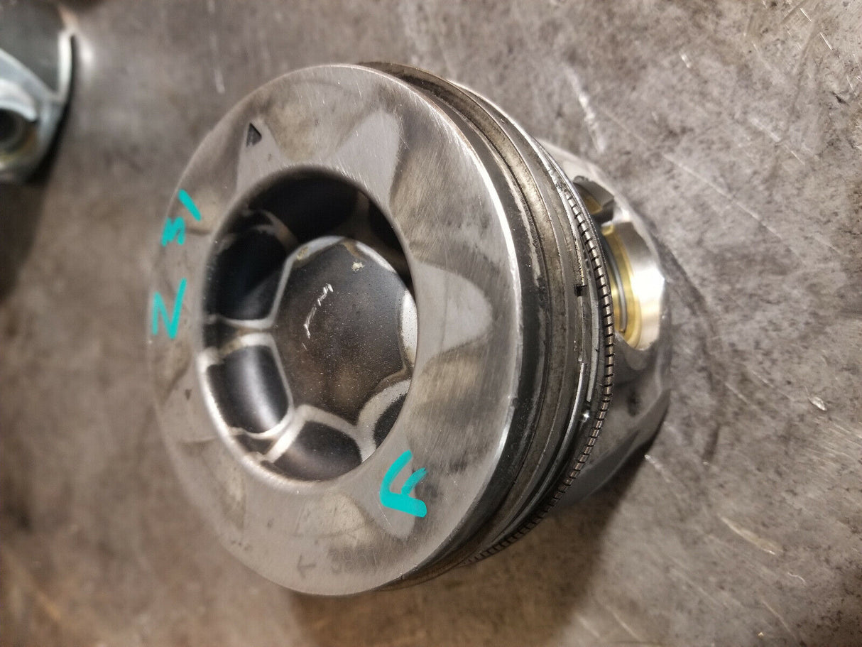 07-10 2007-2010 DURAMAX 6.6 6.6L LBZ LMM ENGINE PISTON RH STD 97374384