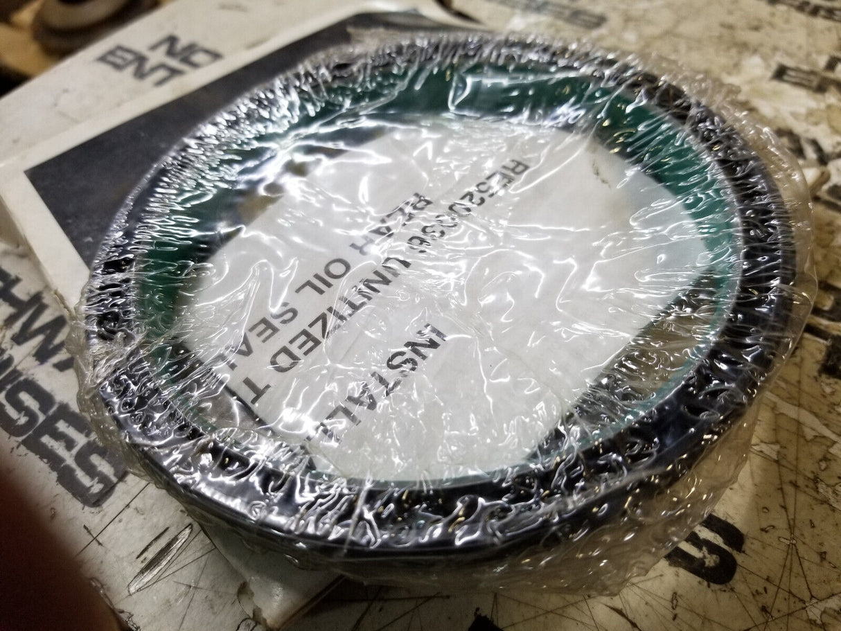 JOHN DEERE RE520036 SEAL REAR OIL SEAL