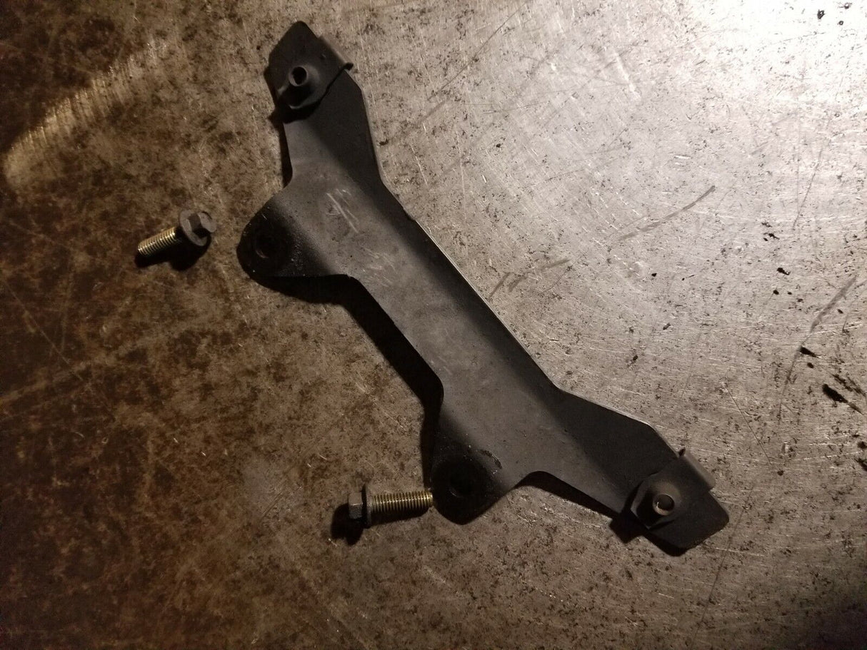4937304 Dodge Ram 6.7L Cummins Valve cover Engine Cover Support Bracket
