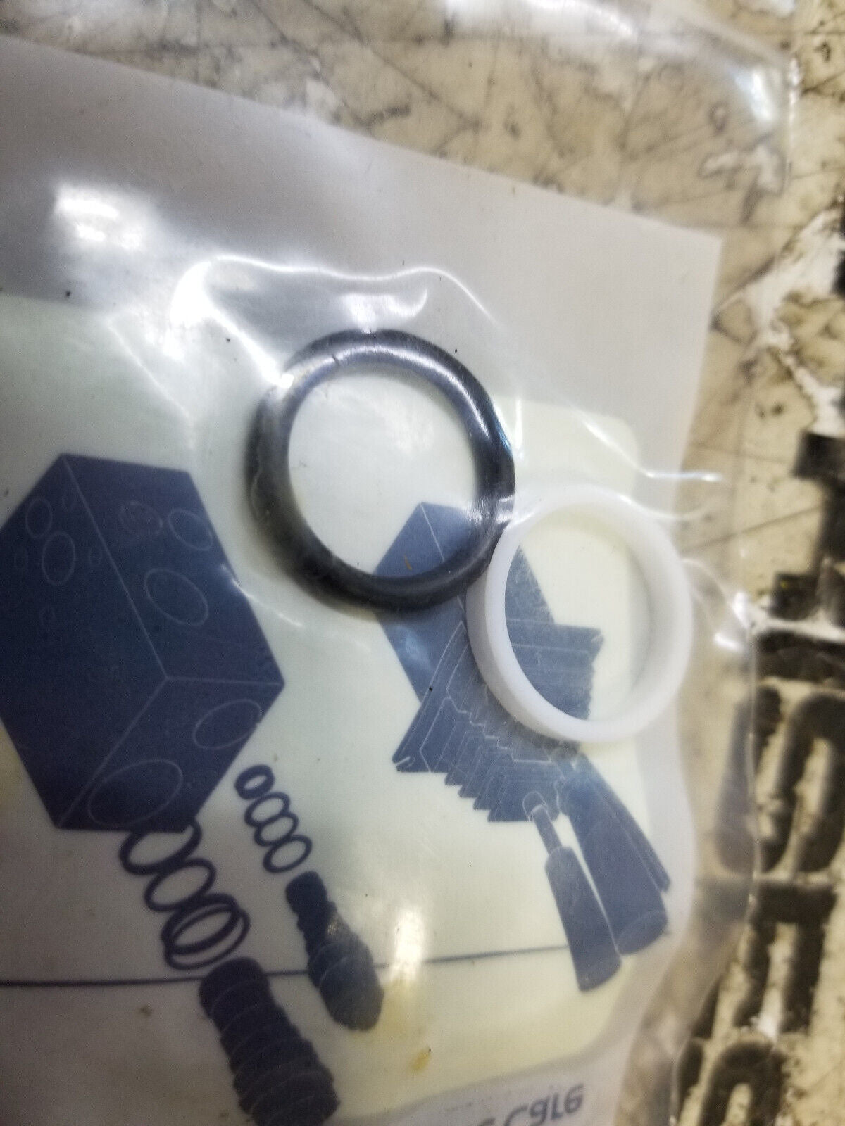 LOT OF 10 - 974925 Manitowoc Grove SPOOL SEAL KIT
