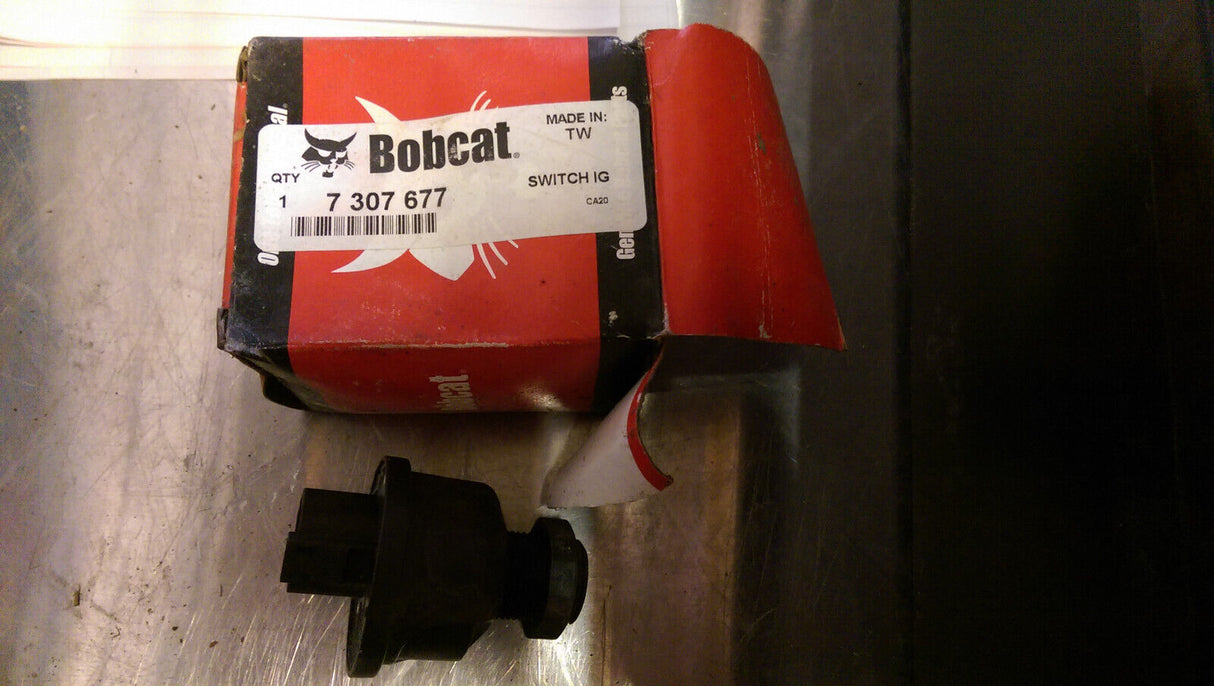 BOBCAT Ignition Switch, 7307677