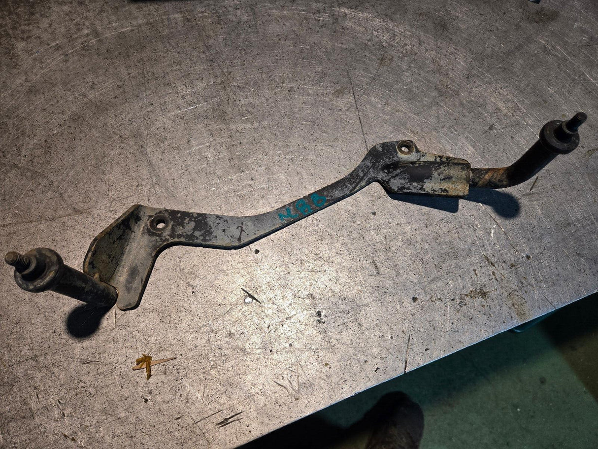 2013-2020 RAM 2500 3500 FAN GUARD SHROUD LOWER BRACKET OEM MOPAR 68160117AA