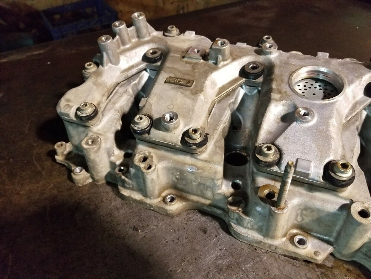 2011-2015 DURAMAX 6.6L DIESEL LML VALVE COVER LH DRIVER 12640380 12642769 r291