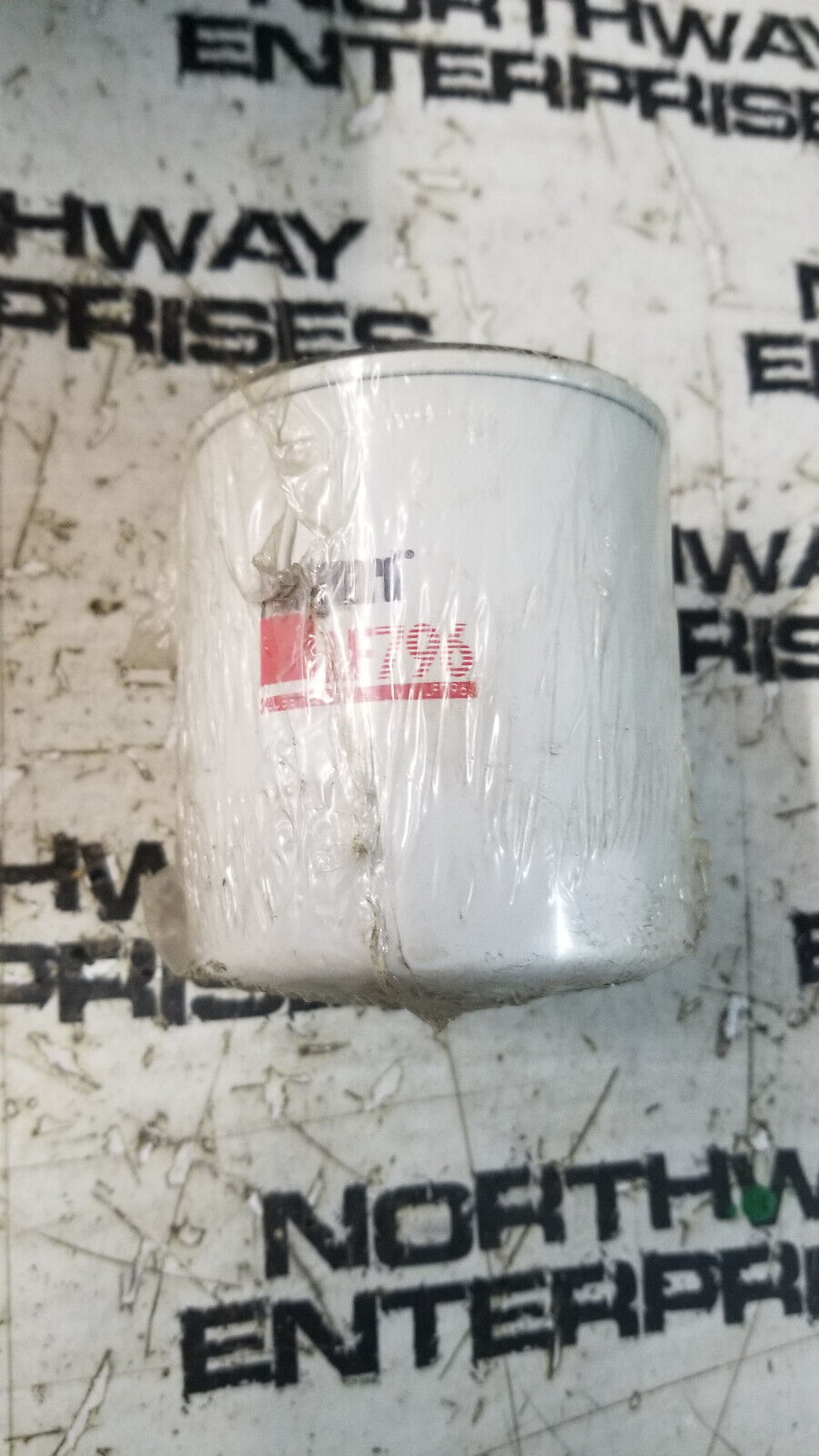 LF796 FLEETGUARD COOLANT FILTER