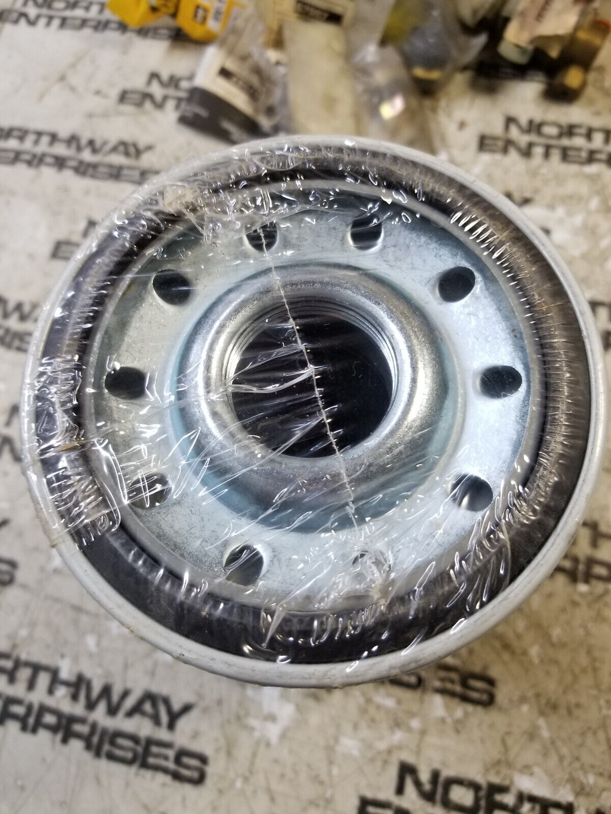 FLEETGUARD LF16045 OIL FILTER