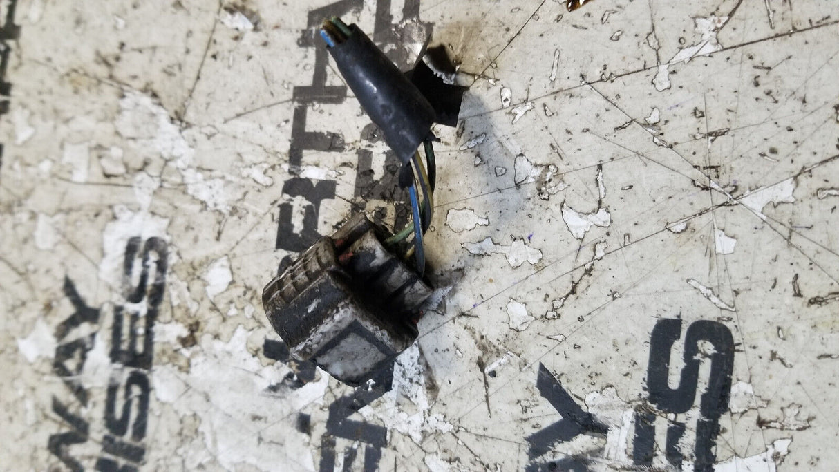 3 PIN 3 WIRE ENGINE HARNESS PIGTAIL 2005-2006 Chevy Gmc Duramax Diesel LLY