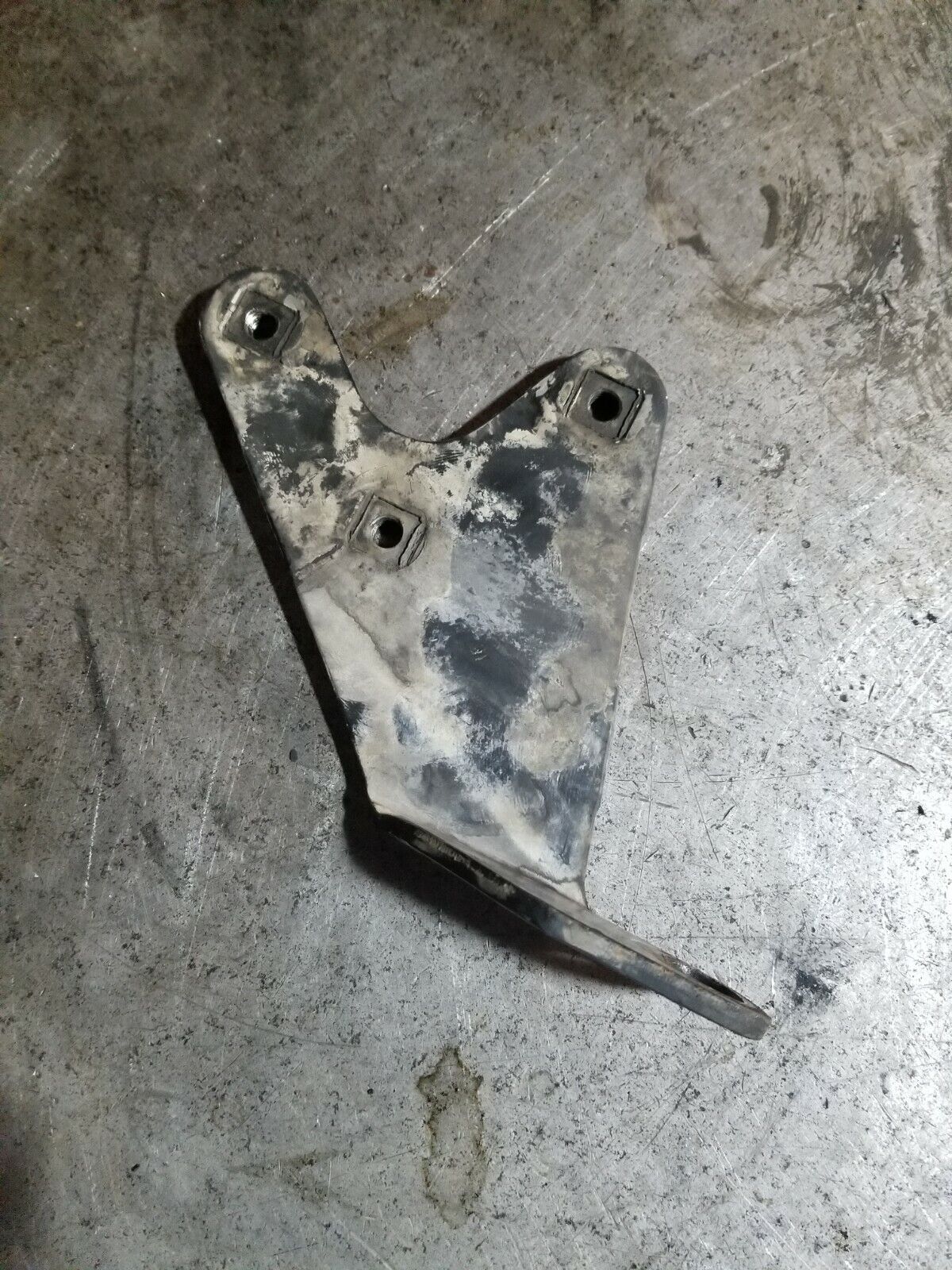 4593998AA Dodge Ram Cummins 24V Power steering pump bracket 6.7 6.7L