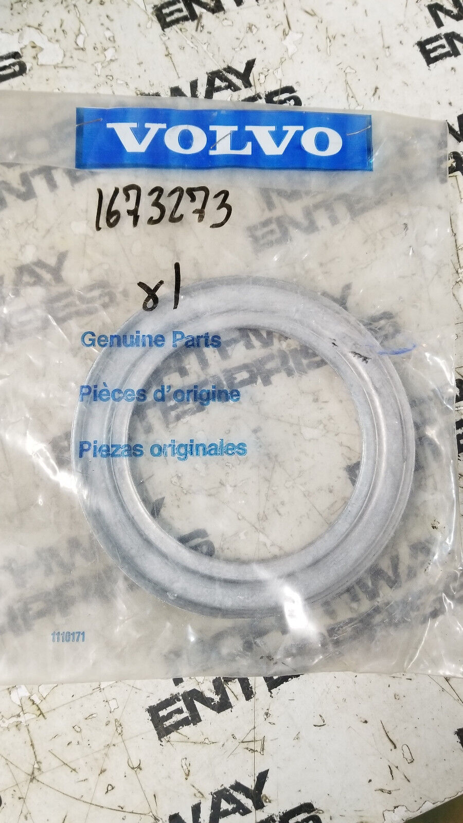 1673273 VOLVO PROTECTING PLATE DUST CAP VOE1673273