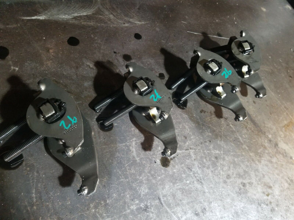 1880400C1 2007-2010 Ford F-250 350 450 6.4L Diesel Valve Rocker Arms re26