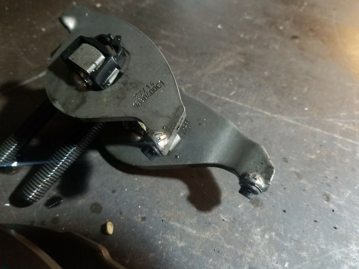 1880400C1 2007-2010 Ford F-250 350 450 6.4L Diesel Valve Rocker Arms re26