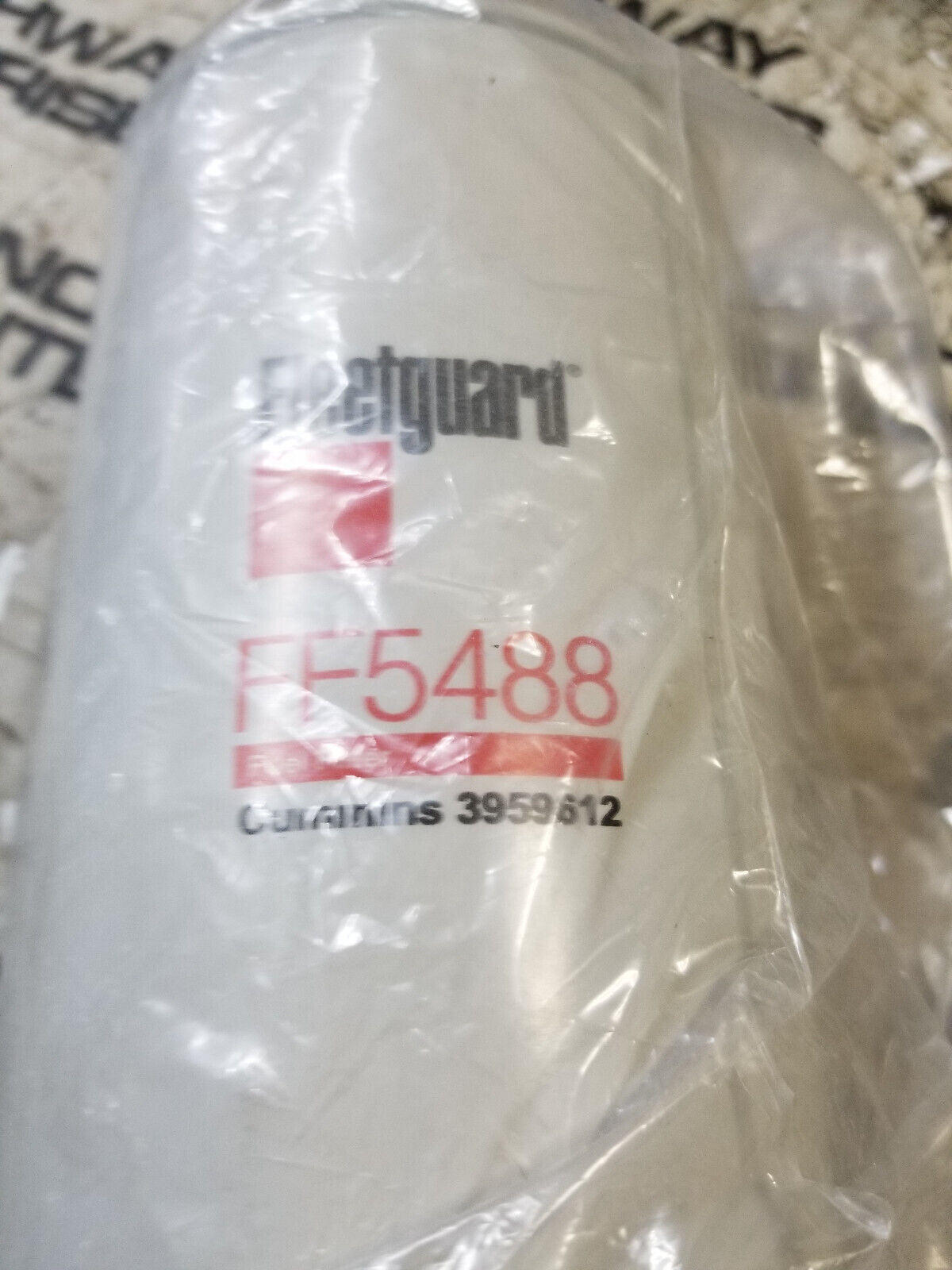FF5488 Fleetguard Fuel Filter Cummins 3959612