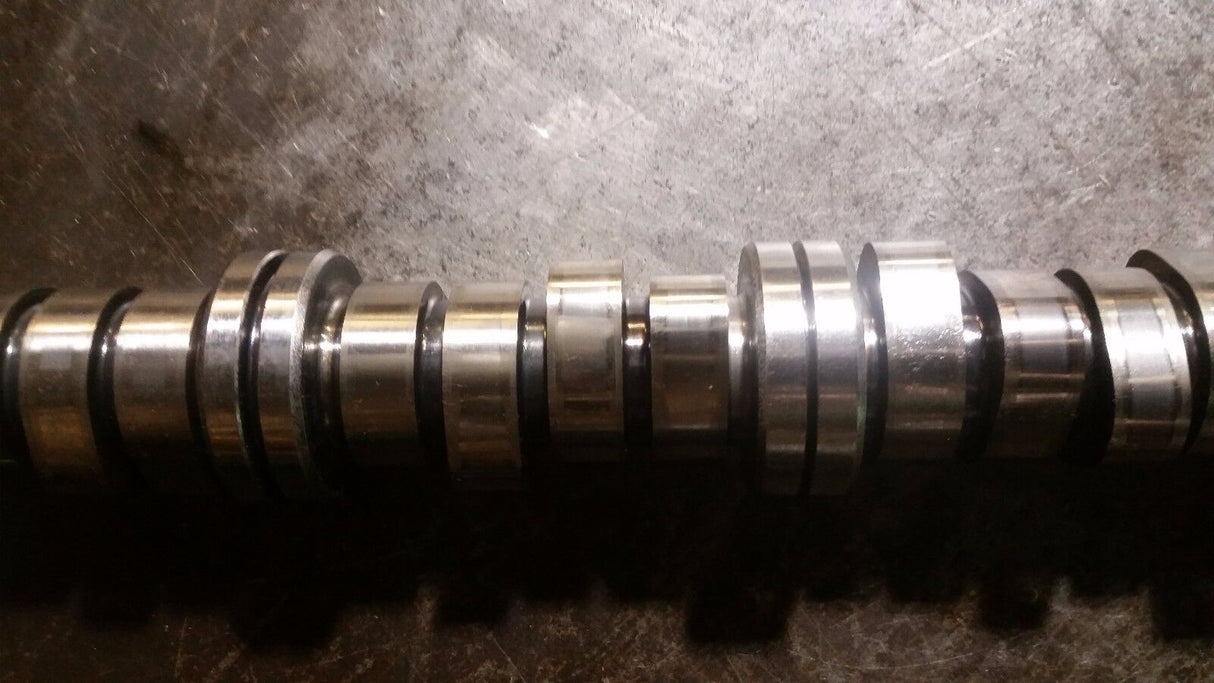 01-05 2001-2005 DURAMAX LB7 LLY USED CAMSHAFT 98077453 97211770