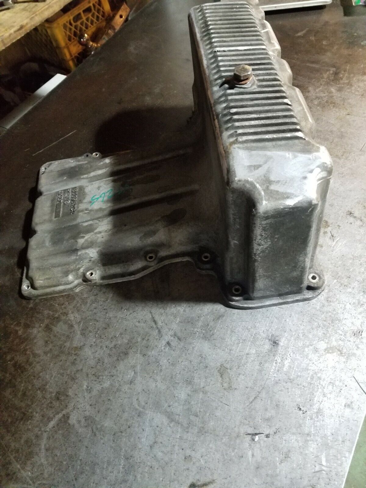 1855952C2 VT275 4.5 L V-6 DIESEL ALUMINUM OIL PAN