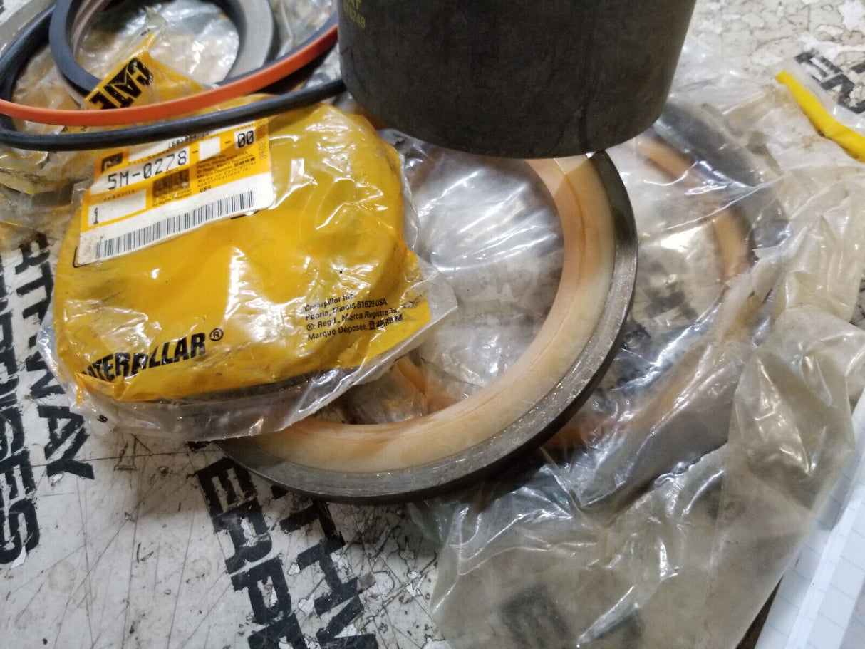 OEM CATERPILLAR SEAL KIT 8T-1567 8T1567