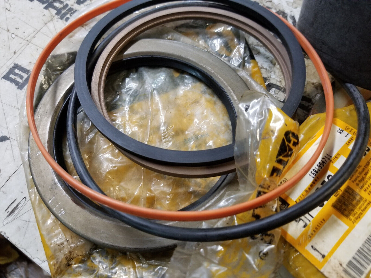 OEM CATERPILLAR SEAL KIT 8T-1567 8T1567